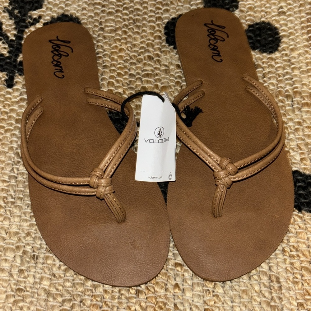 Volcom Flip Flops Size 8 - Picture 2 of 2
